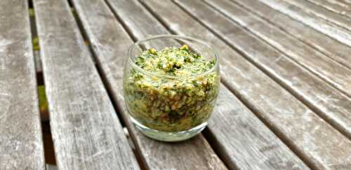 Pesto de fanes de carottes