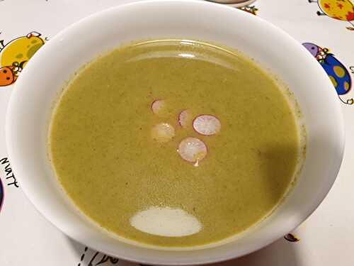 Soupe de fanes de radis