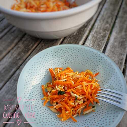 Salade de carottes et d’endives, sauce au miel et gingembre
