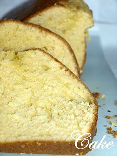 Cake moelleux au fromage blanc et fleur d'oranger