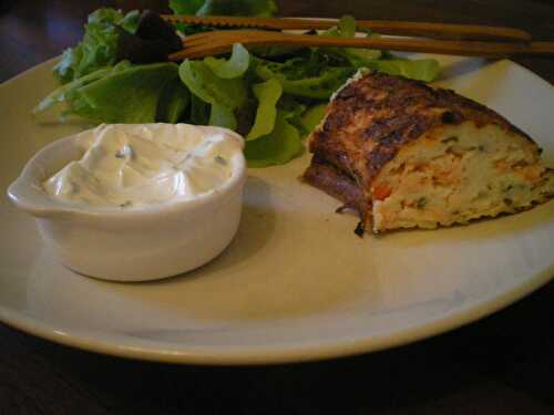 Couronne de saumon, crevette et surimi à la ciboulette et sa petite sauce