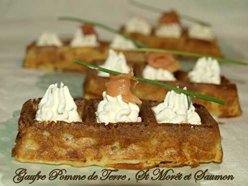 Gaufre de pomme de terre , st Morêt et saumon