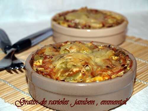 Gratin de ravioles , jambon , emmental