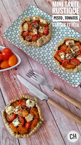 Mini tarte rustique , pesto , tomates cerises et fêta