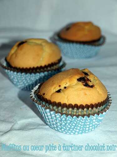 Muffins au coeur de pâte à tartiner de chocolat noir