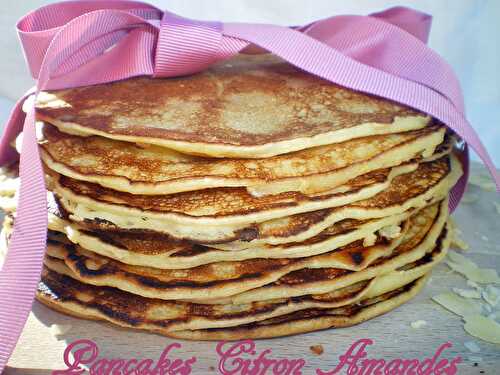 Pancakes au citron et amandes