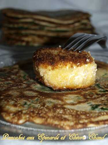 Pancakes aux épinards et chèvre chaud