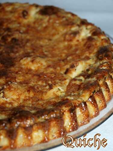 Quiche sans pâte aux coquillettes et Kiri