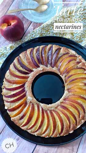 Tarte amandine aux nectarines