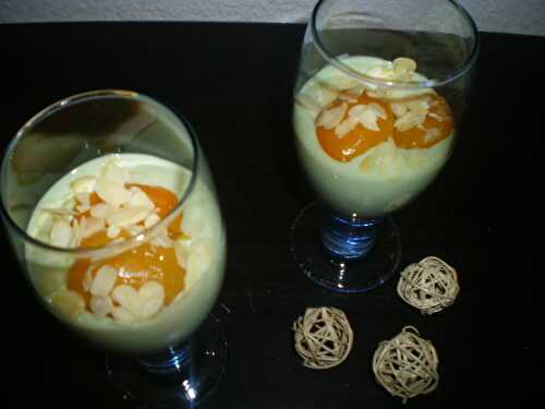 Verrine pistache,amandes et abricots