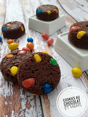 Cookies au chocolat et M&Ms