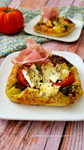 Feuilletés pesto, tomates et chèvre