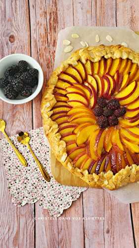 Tarte rustique nectarines et mûres