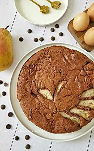 Gâteau mousse au chocolat aux poires - Dans vos assiettes