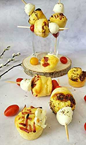 Brochettes de petits cakes salés 