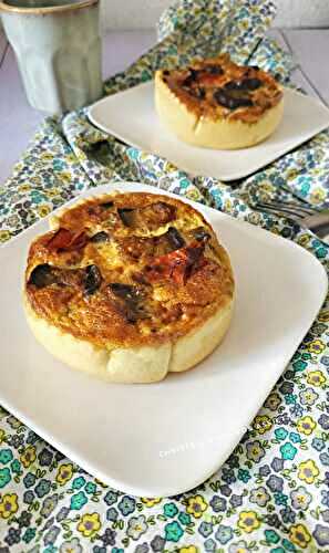 Tartelettes aubergines , moutarde à l'ancienne et tomates 