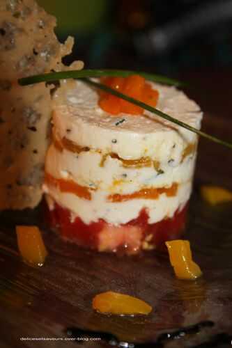 Millefeuille de chèvre aux poivrons et tomates