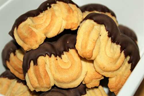 Biscuits Sablés Viennois Spritz Chocolat - Délicimô ! Blog de Recettes de Cuisine et Pâtisserie