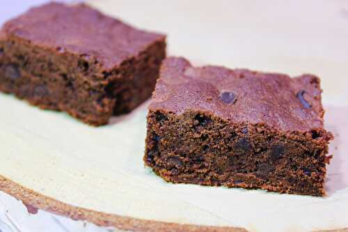 Brownie Chocolat aux Pépites de Chocolat - Délicimô ! Blog de Recettes de Cuisine et Pâtisserie