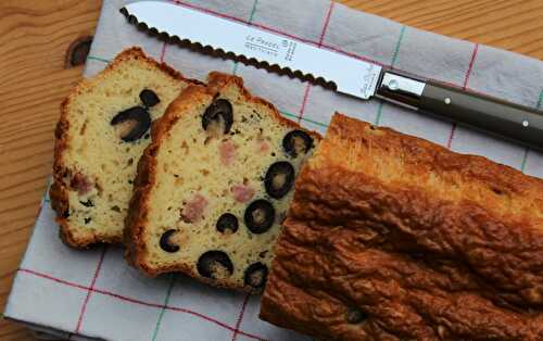 Cake au Jambon et aux Olives - Délicimô ! Blog de Recettes de Cuisine et Pâtisserie