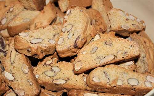 Cantuccini ou Croquants aux Amandes de ma Grand-Mère - Délicimô ! Blog de Recettes de Cuisine et Pâtisserie