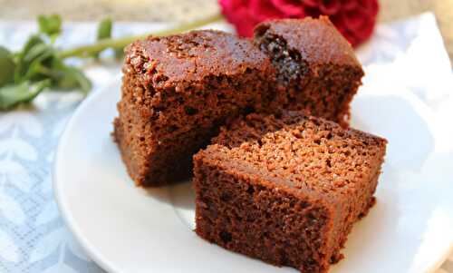 Gâteau au Chocolat Sans Beurre (avec des Courgettes) - Délicimô ! Blog de Recettes de Cuisine et Pâtisserie