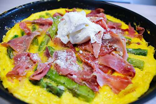 Frittata aux Asperges Vertes et au Jambon Cru - Délicimô ! Blog de Recettes de Cuisine et Pâtisserie