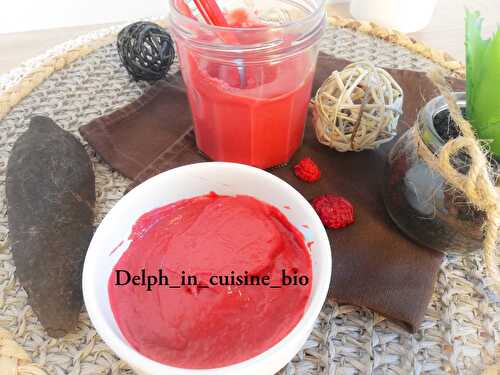 Raspery curd