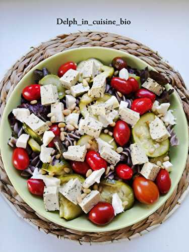 Salade de pâtes au tofu