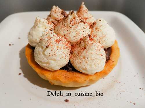 Tarte au chocolat chantilly