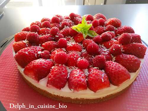 Tarte aux fraises, framboises et coco sans cuisson