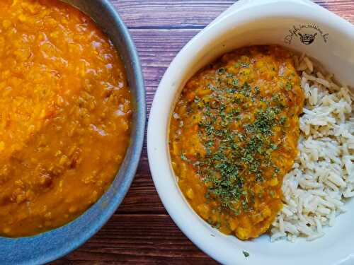 Dhal de lentilles corail et tomates