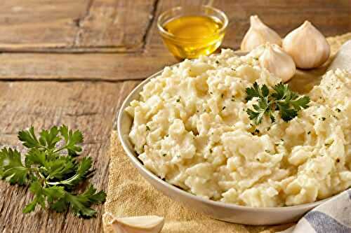 Écrasé de pommes de terre huile d’olive et ail