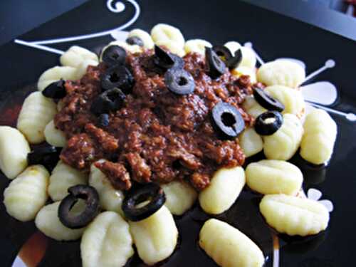 Gnocchi sauce tomate thon (vegan) Pâtes et riz - Recettes vegan