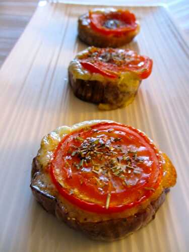 Aubergines gratinées à la tomate