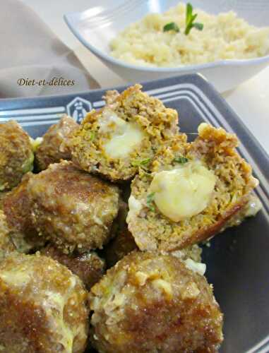 Boulettes de boeuf panées aux épices, coeur coulant au fromage