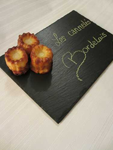 Cannelés bordelais