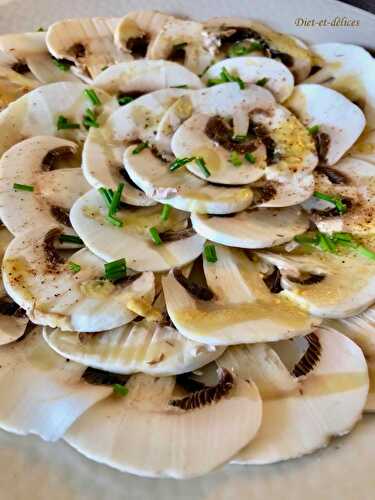 Carpaccio de champignons, sauce moutardée