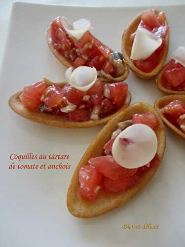 Coquilles au tartare de tomate et anchois