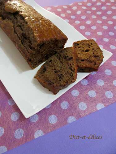 Gâteau à la compote de pommes, de pruneaux et aux pépites de chocolat (sans oeufs)