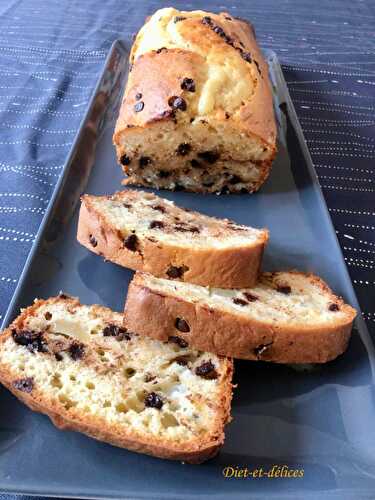 Gâteau au yaourt à la poire et aux pépites de chocolat