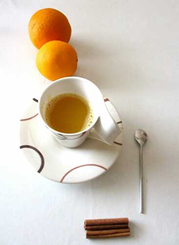 Jus d’orange chaud épicé