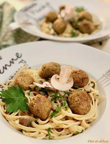 Linguine, sauce aux champignons et boulettes végétales