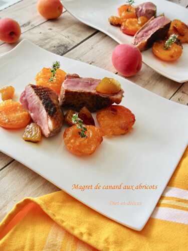 Magret de canard aux abricots