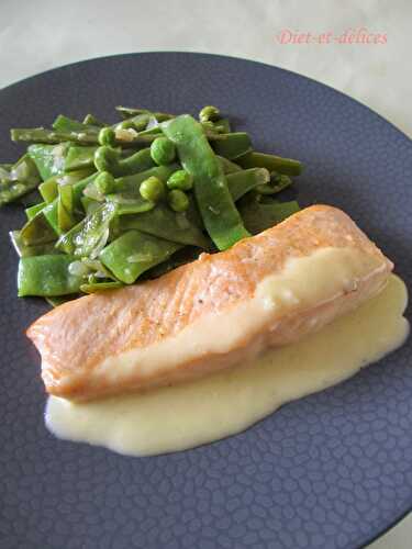 Pavés de saumon, poêlée de légumes verts