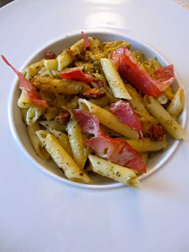 Penne croquantes au pesto