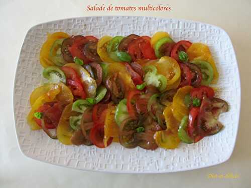 Salade de tomates multicolores