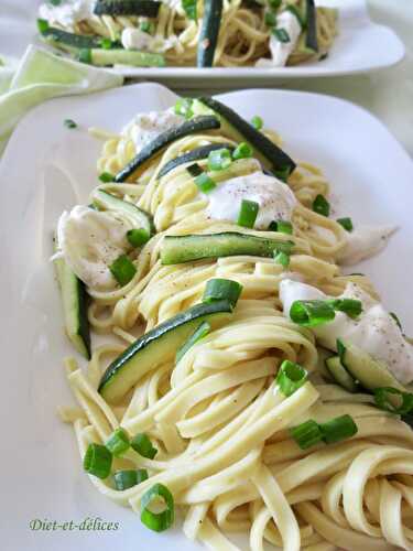 Tagliatelles au citron, courgettes et burrata