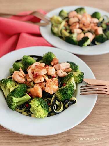 Tagliatelles aux dés de saumon et brocoli