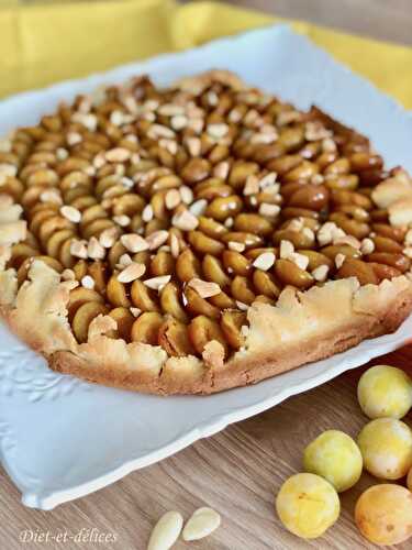 Tarte rustique aux mirabelles et aux amandes